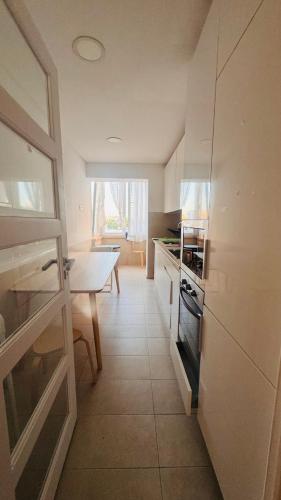 Deluxe Rooms Lisbon- Roma Avenue