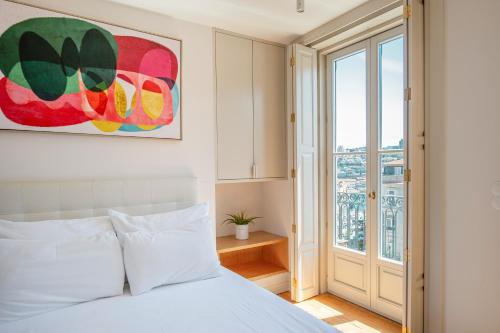 Boutique Apt in City Center w Stunning Douro Views