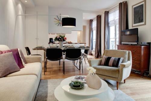 Paris Modern Apartment