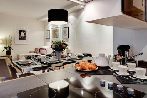 Paris Modern Apartment