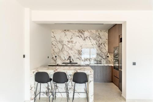 City to Sea Maisonette