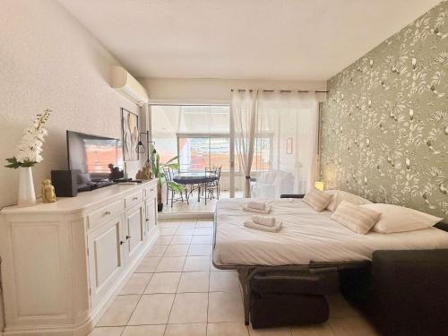 A052 Cosy studio near Croisette and the beach