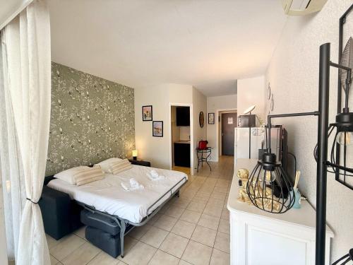 A052 Cosy studio near Croisette and the beach