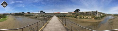At Maries Beach House Peniche 2