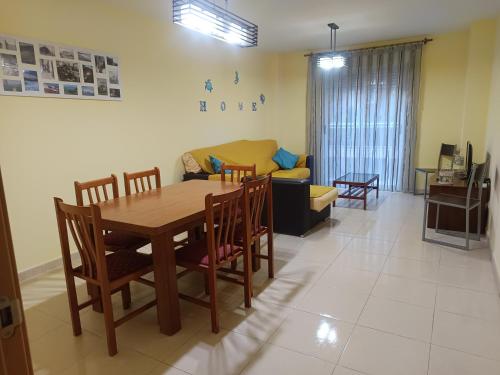 Apartamento Aires del mar, 3 habitaciones, muy céntrico