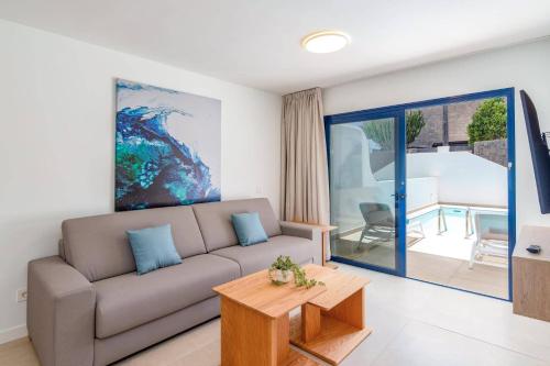Villa Marejada by Villa Plus