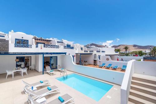 Villa Marejada by Villa Plus