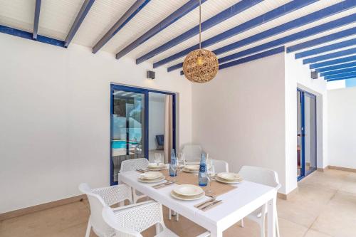 Villa Marejada by Villa Plus
