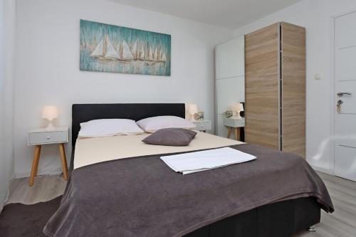 Double Room Crikvenica 12305b