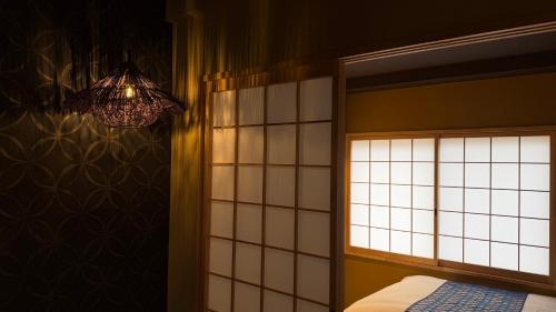 光と影が織りなす和の美 岸里駅徒歩10分 5名 日本の暮らしを体験