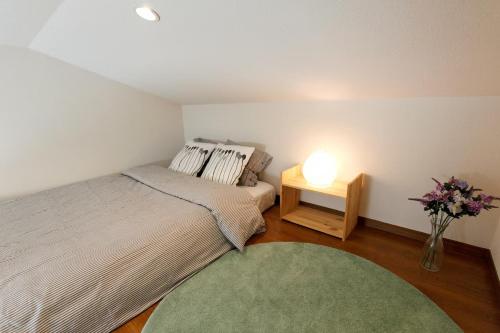 GS2F Japanese Loft Home Keisei Line 6 Min Ideal for Small Families Sleeps 3