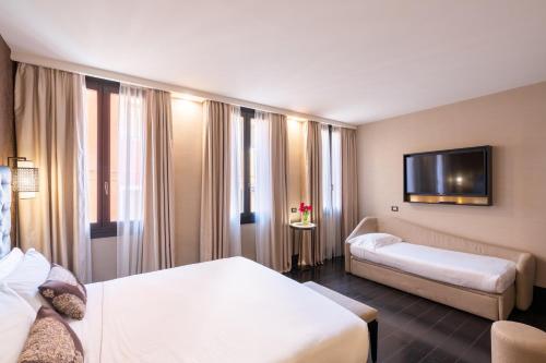 The Venice Times Hotel, Vignette Collection by IHG photo 75