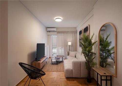 LIV - Chic 2BR Signature Flat Near Metro