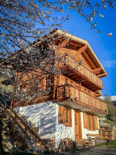 Chalet Pomone - Jardin, Soleil et Vue Alpine