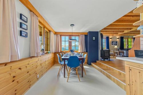 Chalet Pomone - Jardin, Soleil et Vue Alpine