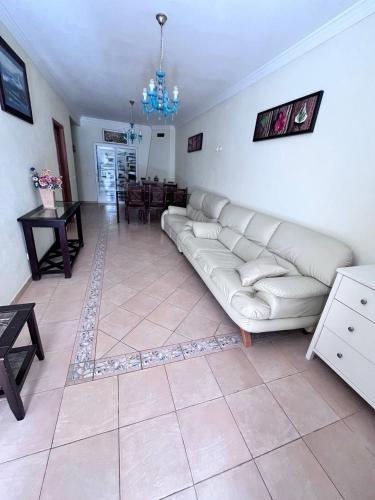 Apartment near the ocean Rua 5 de Outubro