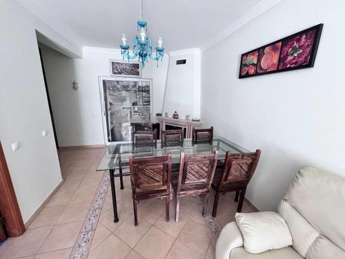 Apartment near the ocean Rua 5 de Outubro