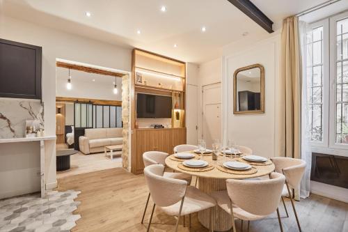 Sublime apartment in the heart of Paris 8 people FBMAR4