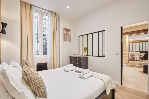 Sublime apartment in the heart of Paris 8 people FBMAR4
