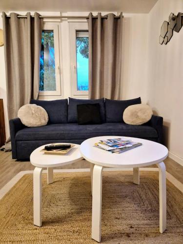 Beautiful cozy 1-bedroom 900m from the Lake