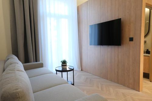 Essence 55 Living