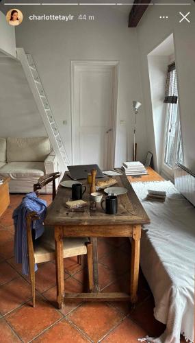Loft avec mezzanine au Canal Saint Martin