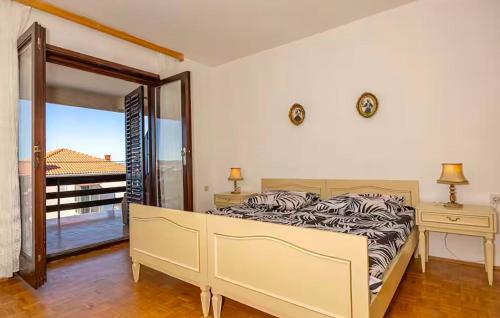 Cozy Apartment In Crikvenica With House Sea View