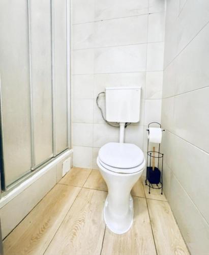 4BR Apartment for 8 Guests Near FAC Plat