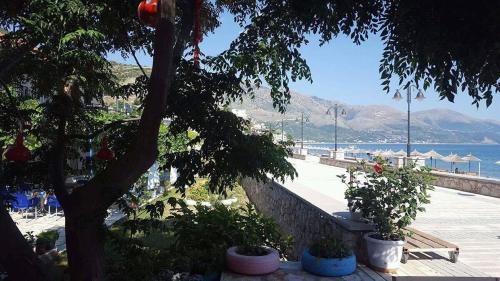 Gallery image of Hotel Riviera in Qeparo
