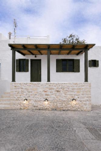 KTEL Paros