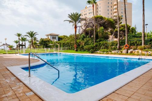 Mirage Ocean View · Peaceful Beachfront