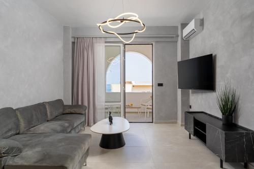 Belvedere Luxury 2BR Apartment near the Old Town
