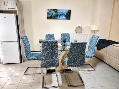 Luxury Apartment on Eleutherias Sq 50m from Metro