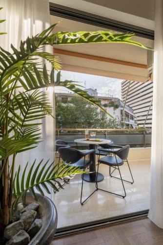 Signature Athenian Residence