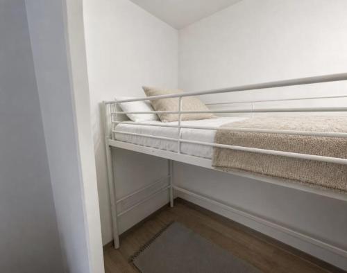 Apartment with private garden, swimming pool, and tennis court