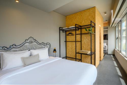 Psiri Vibes Rooms & Suites