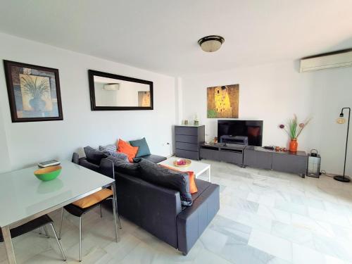 Charming 2 Bed Apartment in Pueblo Evita