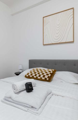 Studio elegant sacre coeur metro anvers - Paris 18 -2P