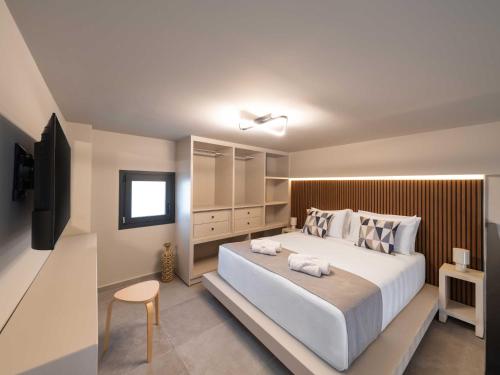 Pathos Urban Living Rhodes Town