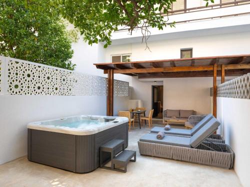 Pathos Urban Living Rhodes Town