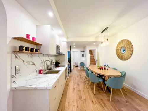 UrbanFlat 224 - Prestige Apartment in center of Paris