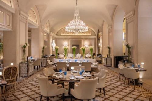 Four Seasons Hotel George V Paris photo 51