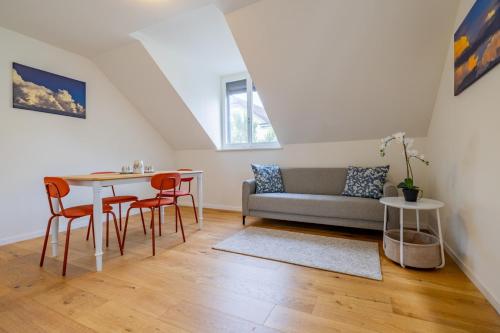 The Cloud Apartment
