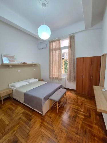 2 bed apartment in Athens Kypseli Heritage