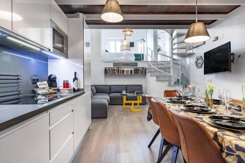 Ático dúplex con terraza propia Sevilla Centro