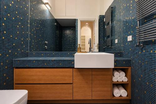 Elegant Liberty Flat - Cadorna, Heart of Milan