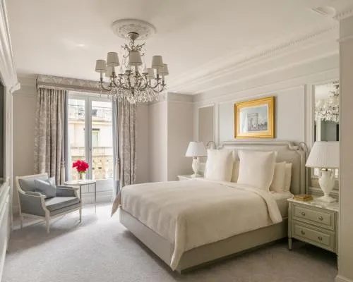 Four Seasons Hotel George V Paris photo 7