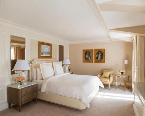Four Seasons Hotel George V Paris photo 32