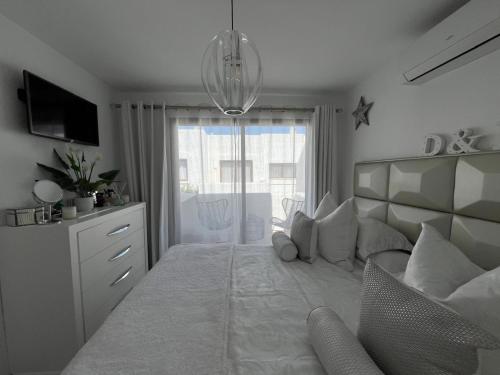 Estepona- Villacana playa with roof terraces JO22