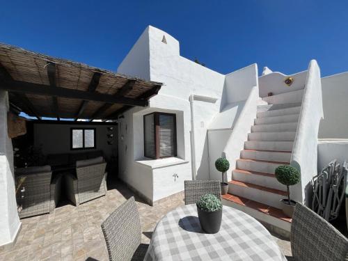 Estepona- Villacana playa with roof terraces JO22